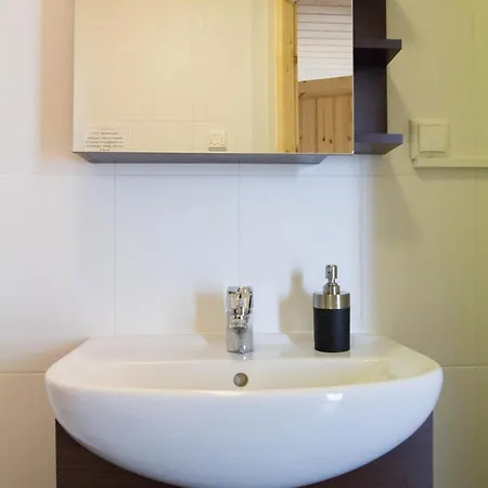 Sresort Saunas - Hot Tub, Palju Ferienhaus *