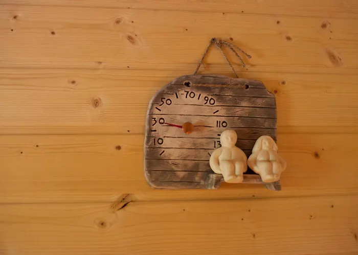 Sresort Saunas - Hot Tub, Palju بيت للعطل إيماترا