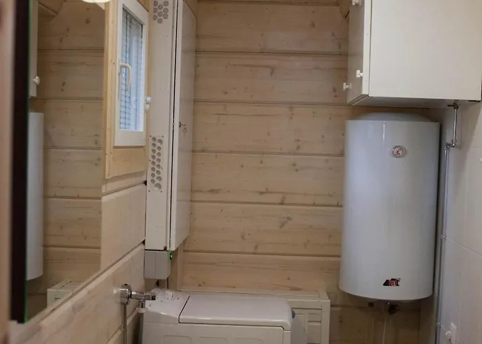 Sresort Saunas - Hot Tub, Palju بيت للعطل